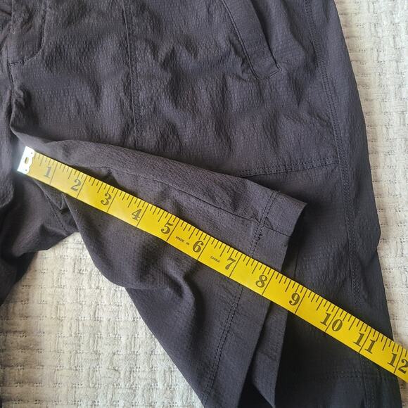 Athleta Activewear Black Shorts Women's Size 10 - Picture 6 of 6